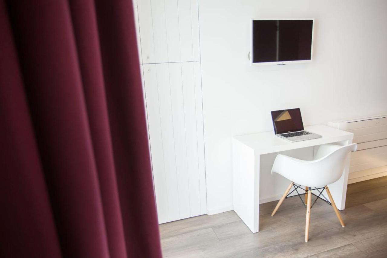 Dimora Mefite-Camere Con Bagno Privato E Self Check-In 마테라 외부 사진