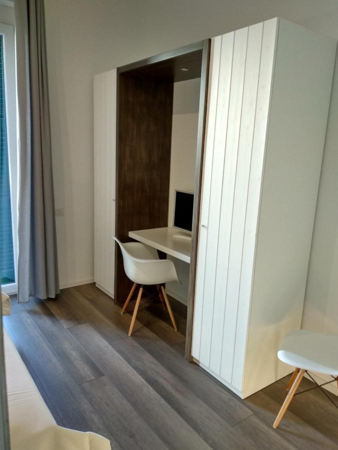 Dimora Mefite-Camere Con Bagno Privato E Self Check-In 마테라 외부 사진